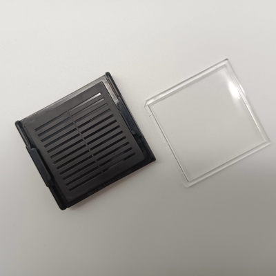 Un bon prix. Emballage de Chip Trays For Optical Device de paquet de gaufre de planéité de GV 0.2mm en ligne