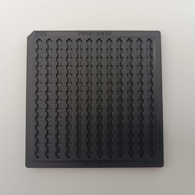 Un bon prix. Paquet de gaufre de place noire de moulage par injection chargeant IC Chip Tray 168PCS en ligne