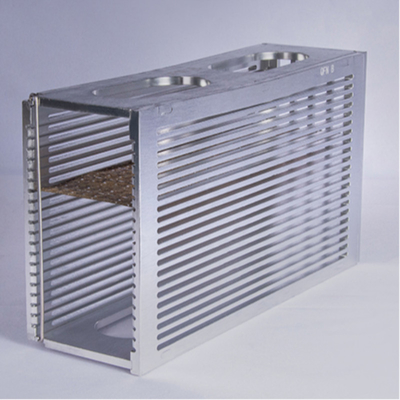 Un bon prix. Boîte de cadre de gaufre à usinage de précision CNC de type rainure pour le nettoyage du plasma en ligne